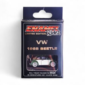VW 1965 Beetle Green & White - Die-Cast Enamel Keychain