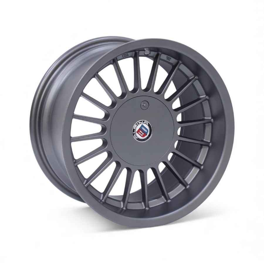 YKW5674 G 15 15" YKW5674-G 4/100 & 5/100 Gunmetal Alloy Wheels - Image 1