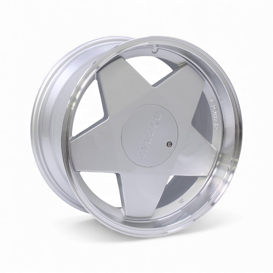 F1216 B-3 17 17" F1216 B-3 4/100 & 5/100 Silver Polished Lip Alloy Wheels - Image 1