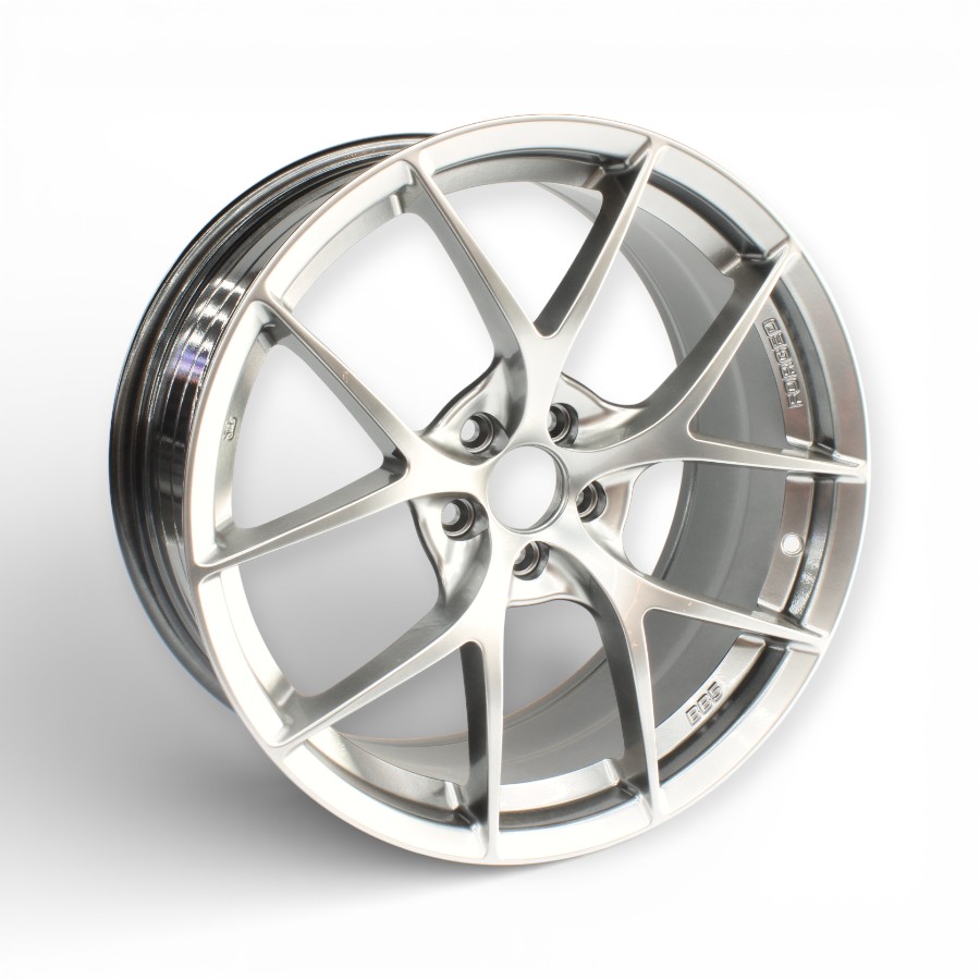 TWC418 18" OY24872 5/100 Hyper Silver Alloy Wheels - Image 1